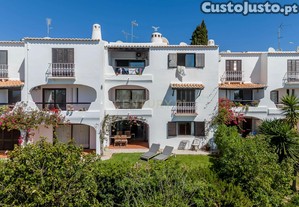 Apartamento T2 Com Piscina Em Condomínio Privado Perto Da Praia De S. Rafael Em Albufeira