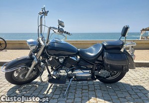 Chopper Yamaha DragStar 1100cc Classica Customizada e Sistema de Som BlueTooth - 00