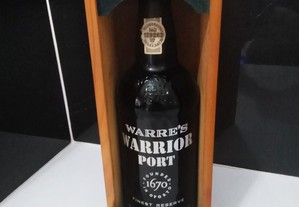 Vinho do Porto - Warre´s Warrior Finest reserve.