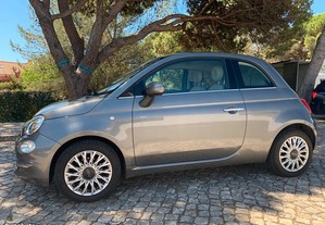 Fiat 500 cinzento