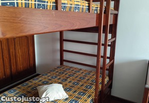 Mobília de quarto com beliche e Sofá cama