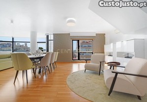 Apartamento T5 Triplex de Luxo com Rooftop Privativo   Av. do Brasil, Lisboa