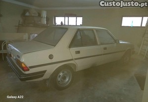 Peugeot 305 GL - 83