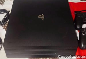 PS4 PlayStation 4 PRO 1 TB. Negociável