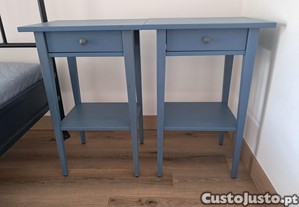 2 mesas de cabeceira