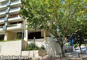 Loja para Comrcio ou Servios   Quinta de Santo Antnio, Miraflores