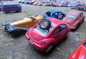 1 18 miniaturas-peças Volkswagen New Beetle
