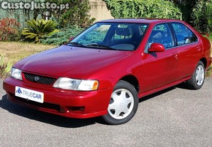 Nissan Almera Automático - 98