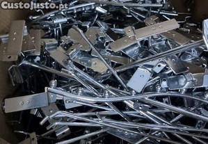 Ganchos para painéis de exposição