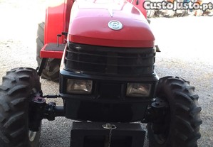 Trator Branson 3550