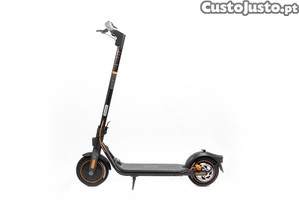 Trotinete eltrica Ninebot Segway F30E