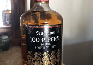 Whisky Escocês 100 Pipers De Luxe 2,270ml