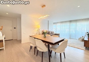 Apartamento T3 Semi-Novo Em Calendário