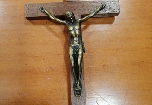 cruz pequena antiga