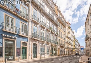 Apartamento T10 - 2 suites e 5 Estudios - Centro de Lisboa