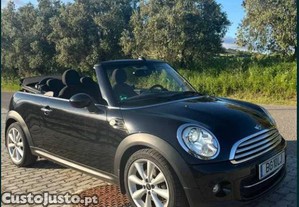 MINI Cabrio Cooper D - 13
