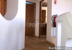Moradia T4 Com Vista Mar, Piscina E Garagem,...