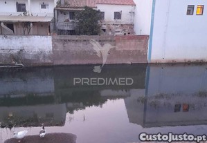 Aljezur - moradia para reconstruir com vista rio
