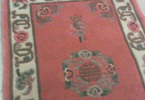 2 tapetes lã desenho em relevo