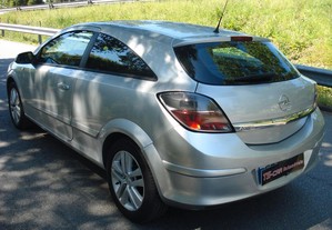 Opel Astra 1.300 CDTI 90 CV GTC 185.000km