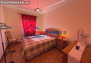 Curta duração | quarto individual para mento - nogueira