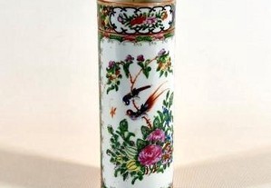 Belo vaso canudo em cerâmica chinesa do século XIX Família Rosa