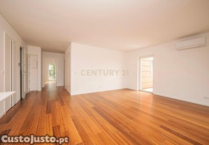 apartamento T2 (127 m2) na Estrela, Lisboa
