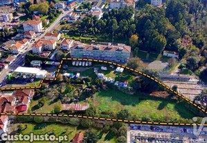 Casa / Villa T4 em Águas Santas de 400 m²