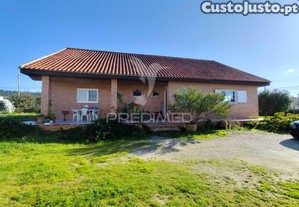 Moradia t3 com terreno de 4.000m² em brejos de azeitão
