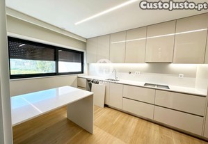 [240-M-25608] Moradia NOVA em Mindelo com garag...