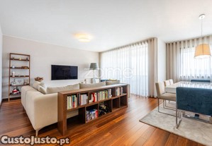 Apartamento T3 | 198 M2 | Varanda | Garagem 2X...