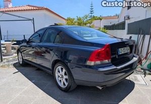 Volvo S60 2.0Turbo 5 cilindros - 01