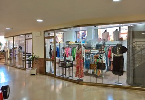 Lojas no Centro Comercial Scala em Alverca
