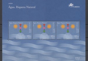 Bloco 242. 2001 / Europa - Água, Riqueza Natural. Madeira. NOVO.