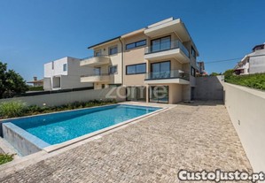 Exclusiva Moradia T4+1 - Nova - Próxima Do Mar
