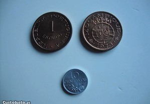 Notas e moedas diversas