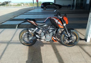 KTM DUKE 200 rara (2 em Portugal)