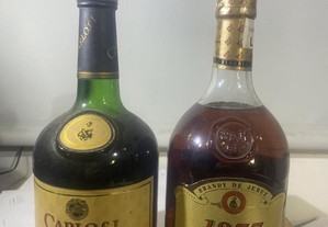 2 garrafas de Brandy