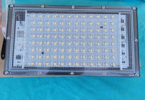 Foco de iluminação LED - 100 WATTS