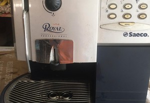 Máquina de café profissional