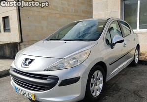 Peugeot 207 1.4 - 07