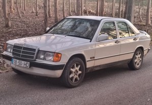 Mercedes-Benz 190 2.5 D