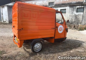 Piaggio APE
