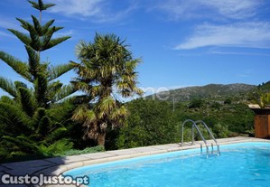 Duas Moradias C/ Piscina E Vista Deslumbrante |...
