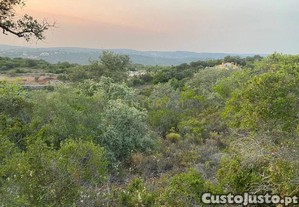 Lote de Terreno de 5800 m2 em Goldra, Loulé, com Vista Magnífica para a Serra Algarvia