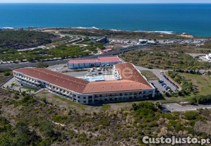 Espaço Comercial De Grande Dimensão Na Ericeira