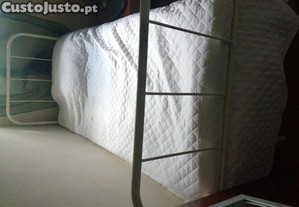 Cama de solteiro