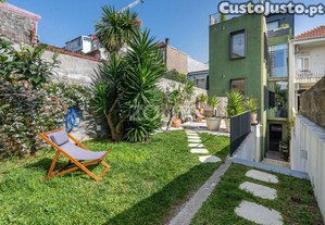 Apartamento T2 + T1 + T0 De Luxo Com Jardim Na...
