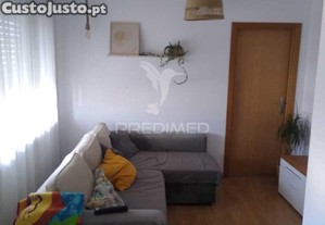 Apartamento t2 + 1 ratinha