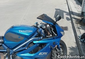 Daytona 675 Moto de pista - 09